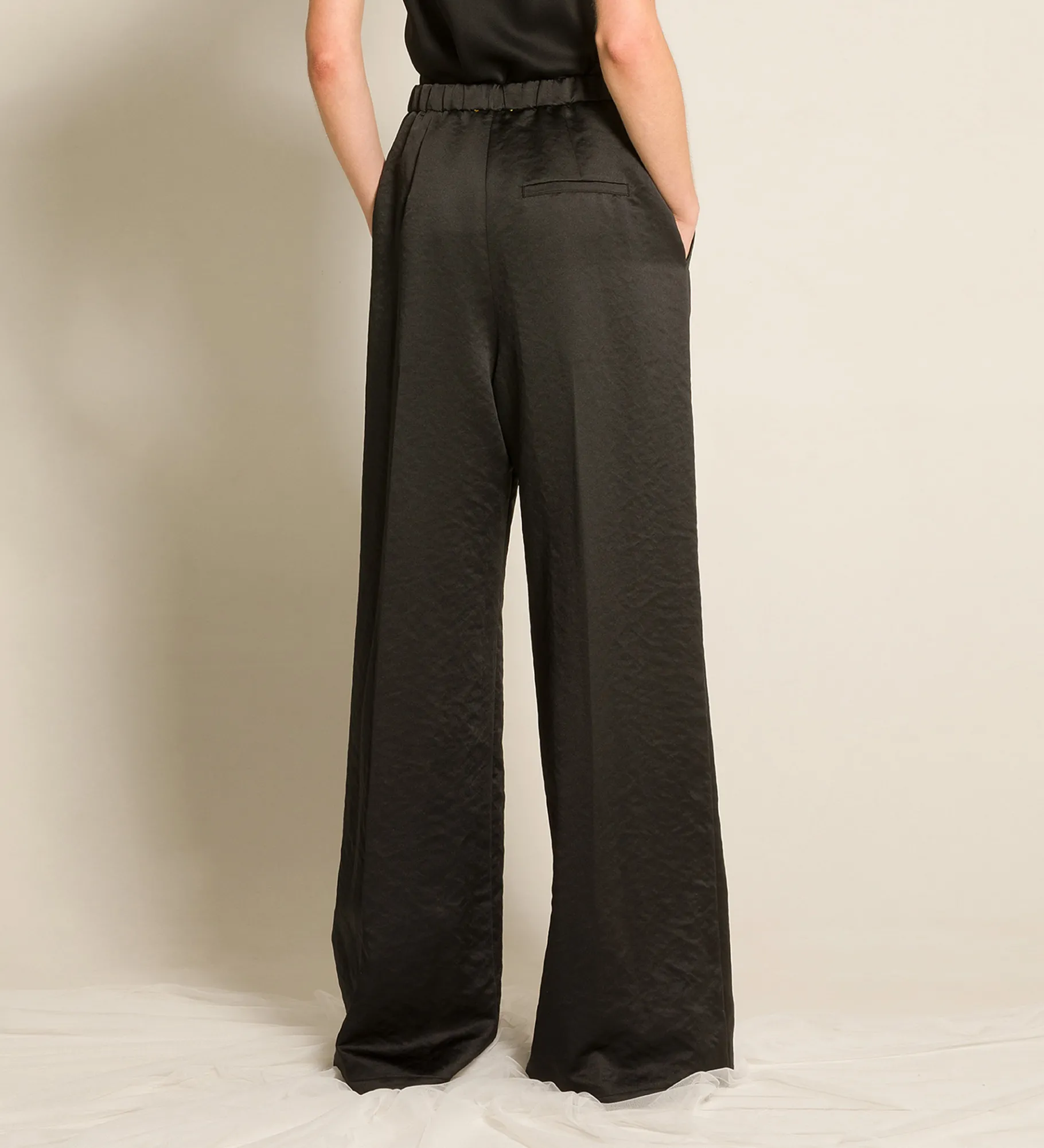 forte_forte Pantalons^le pantalon palazzo en duchesse contemporaine nero